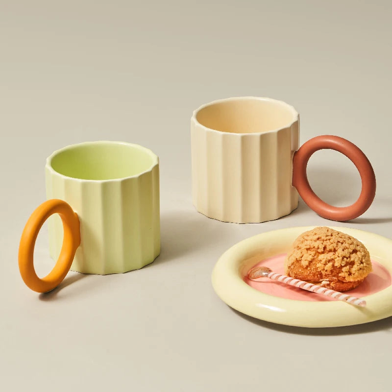 MELON AND BEIGE MUGS WITH BIG HANDLES